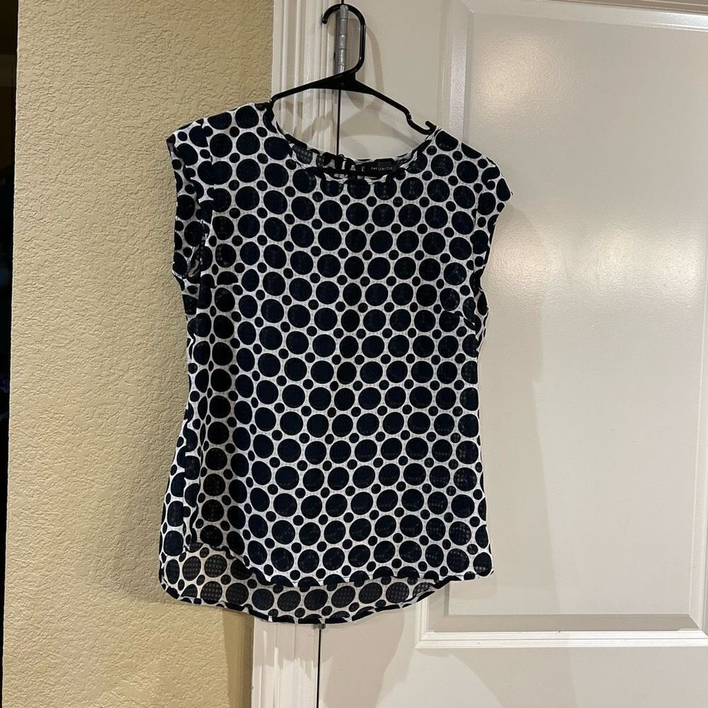 The Limited NWT small navy and white short sleeve top